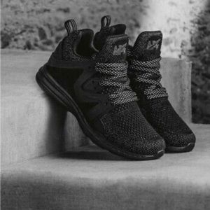 NWT LULULEMON x APL WOMENS TECHLOOM ASCEND SHOE SZ: 9 Color: BLACK REFLECTIVE